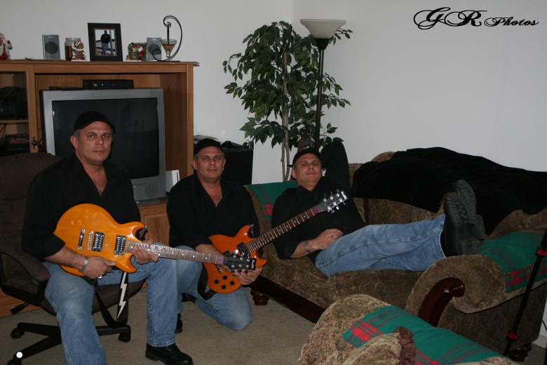 Free stock image of My Trio Band created by GusRomanPhotography
