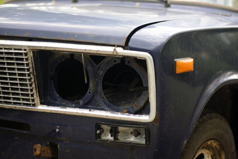 Free stock image of old broken car headlight created by 2happy