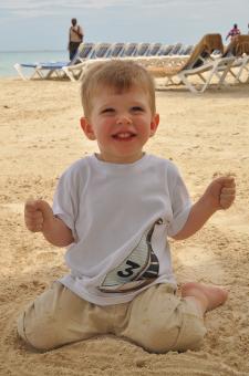 Free Stock Photo of Boy at the beach
