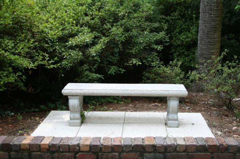 Free stock image of Garden Bench created by GusRomanPhotography