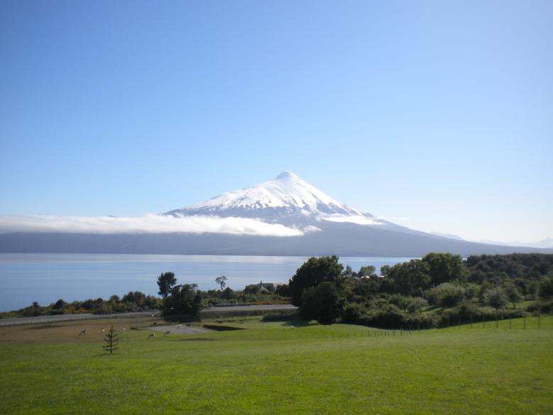 Free stock image of Volcan Osorno created by Alex Caro Hidalgo