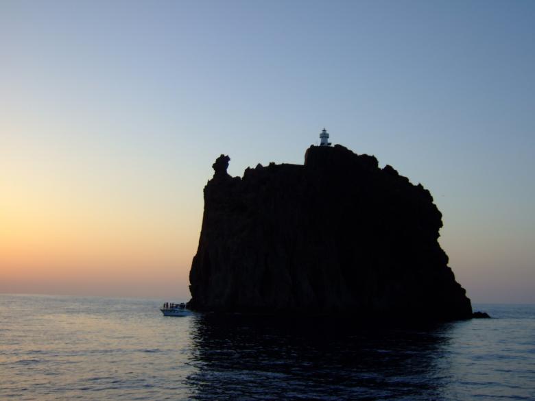 Free stock image of Volcano island created by Barbara