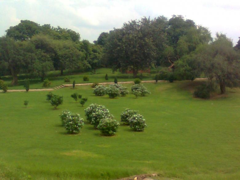 Free stock image of Qutub minar Garden created by Tona sam