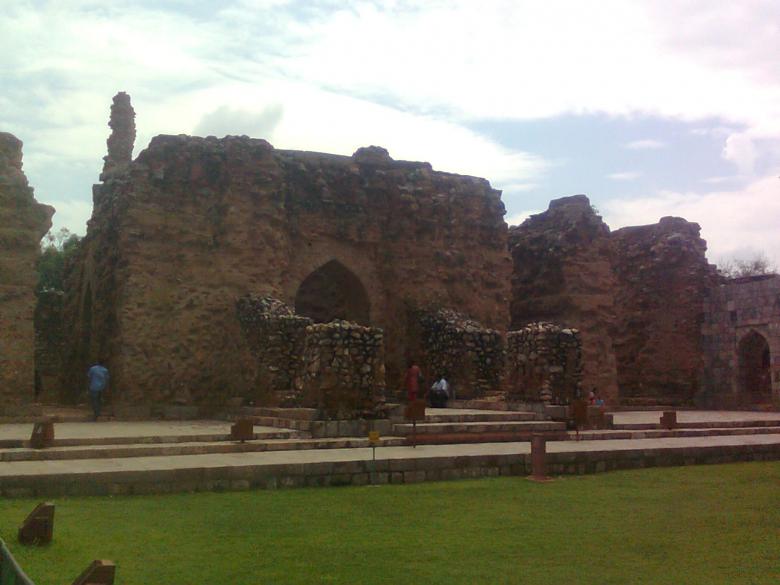 Free stock image of Qutub minar Buildings created by Tona sam