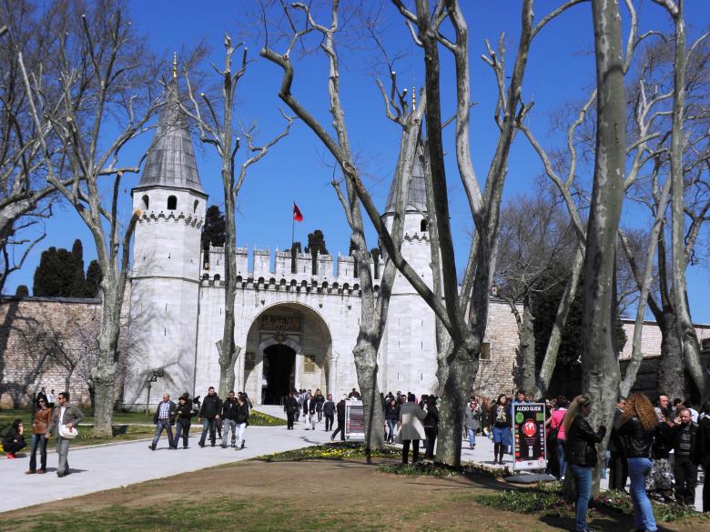 Free stock image of The first gate of Topkapi sarai created by Yuliy Ganev