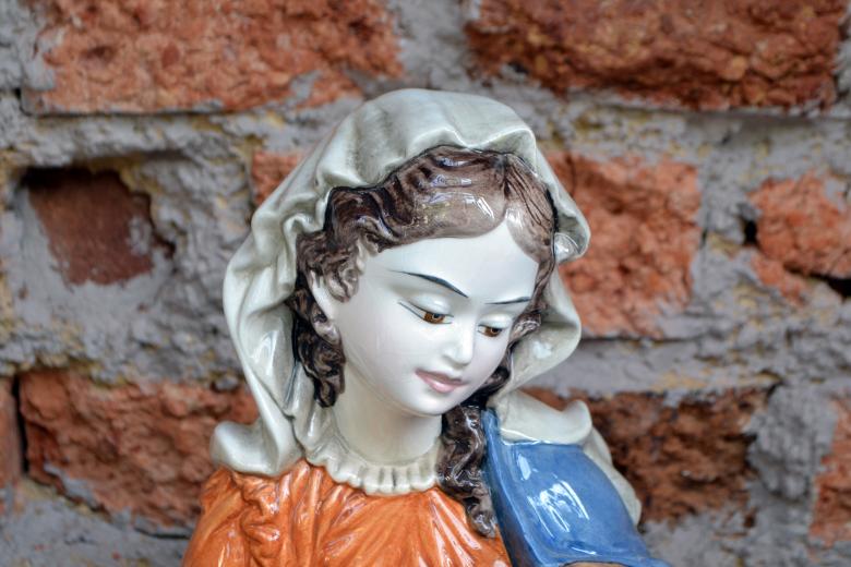 Free stock image of Virgin Mary Statue created by Tilen Hrovatic