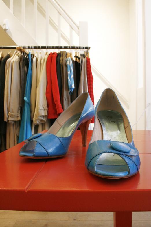 Free stock image of Shoe display in shop created by Luka