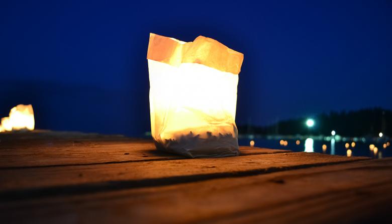 Free stock image of Candle on a bridge created by Octavian