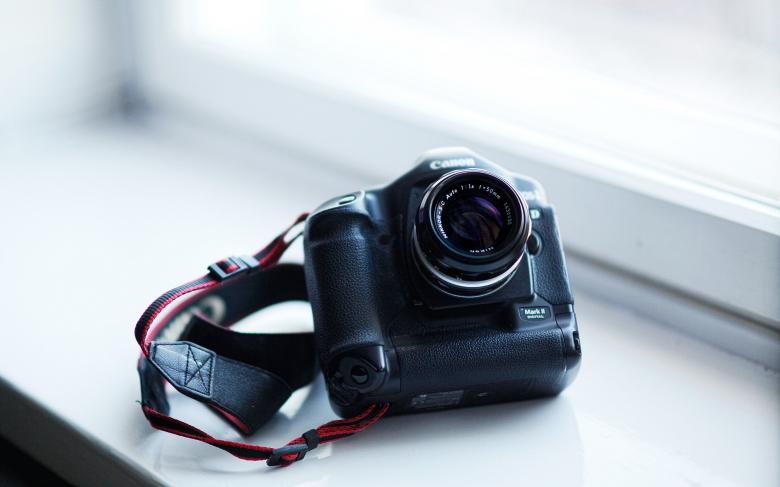 Free stock image of Canon Camera created by Sagar Kumar