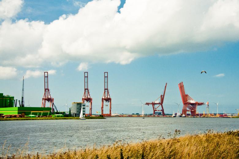 Free stock image of industry and cranes created by Luka