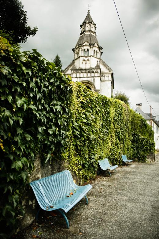 Free stock image of Park benches created by Luka