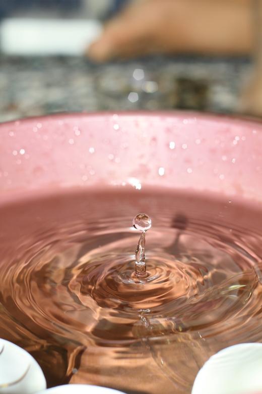 Free stock image of Drop of water created by basem
