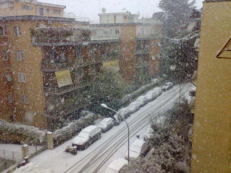 Free stock image of Snowing in Rome created by Silvana Donato