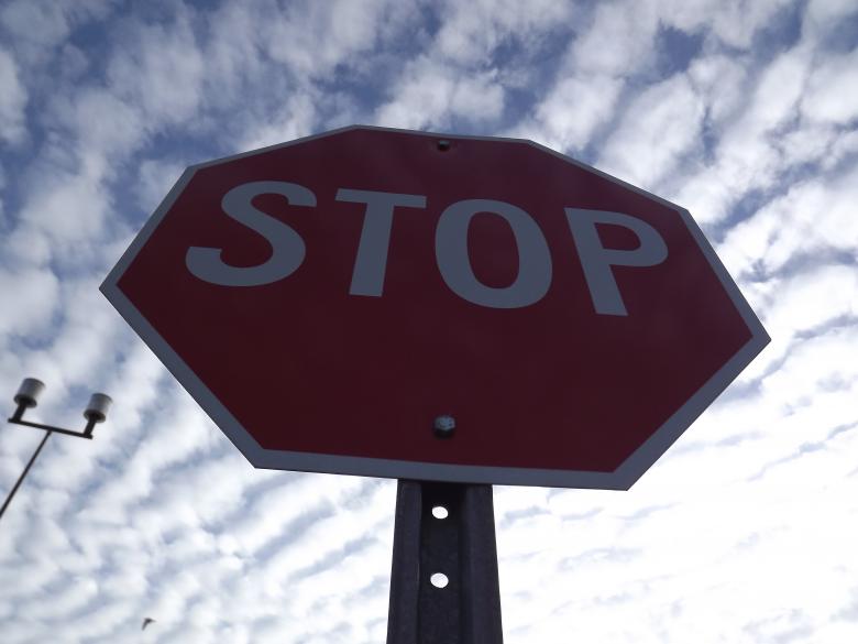Free stock image of Signal stops on the way created by basem