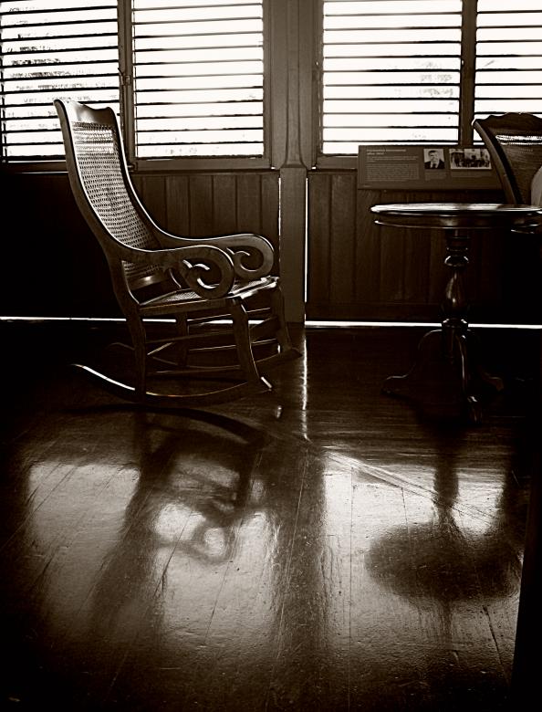 Free stock image of Antique rocker created by Tony Ryta
