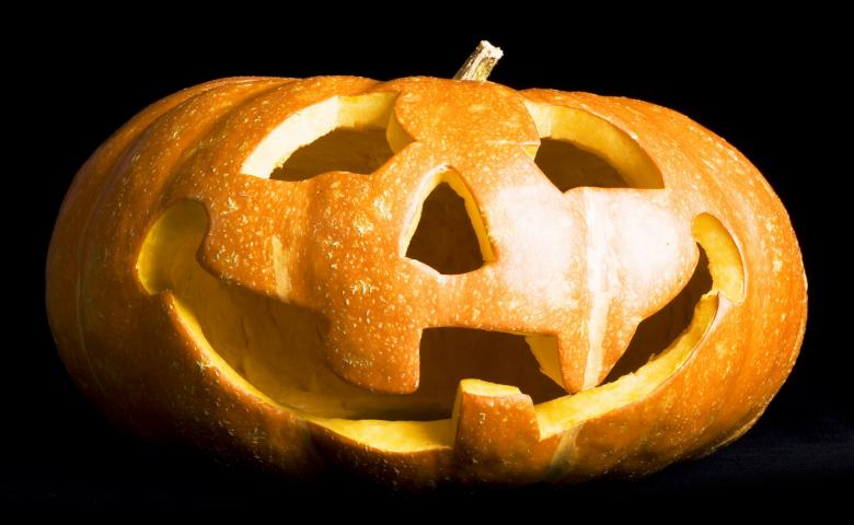 Free stock image of Carved Halloween Pumpkin created by 2happy