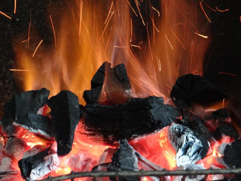Free stock image of Fire to barbecue created by Matias Riquelme