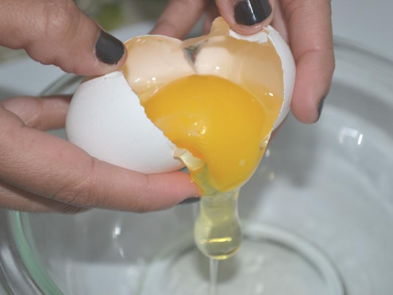 Free stock image of Cracking an Egg created by Jonathan Harris