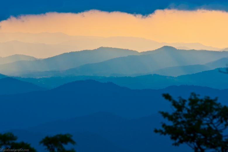 Free stock image of Blue ridge parkway created by agphotostock.com