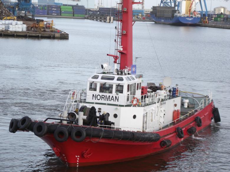 Free stock image of UK Tug boat created by Janis Urtans