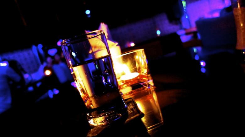 Free stock image of Water in a bar created by Anthony Nguyen