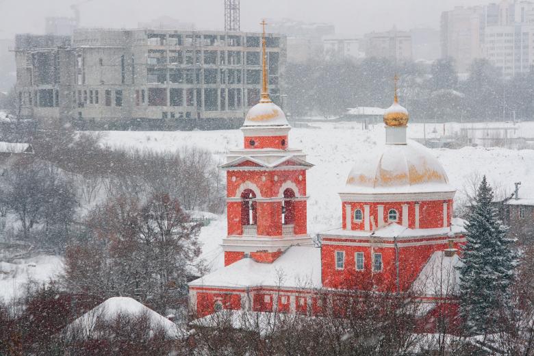 Free stock image of cathedral in blizzard created by 2happy