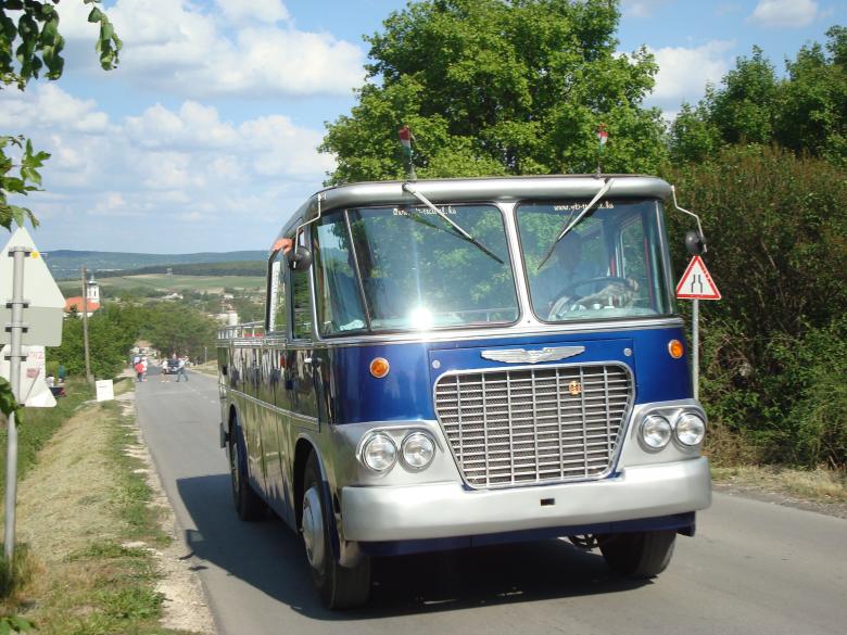 Free stock image of Blue touristic bus created by Boris Kyurkchiev