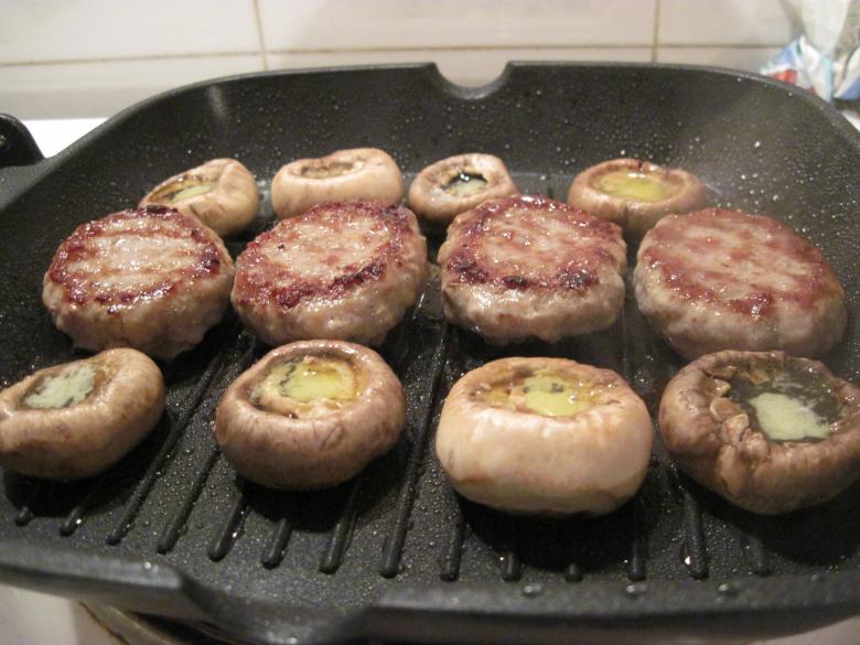 Free stock image of Grilling meatballs created by Boris Kyurkchiev