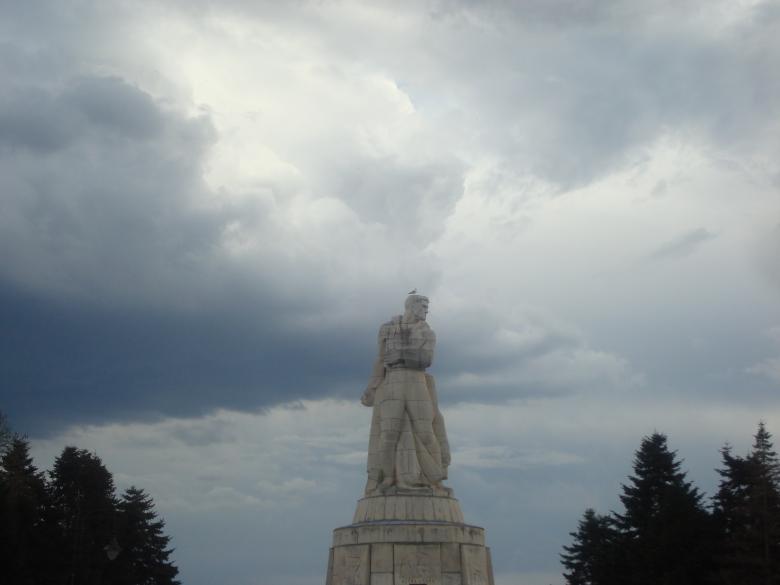 Free stock image of Heroic soldier statue created by Boris Kyurkchiev
