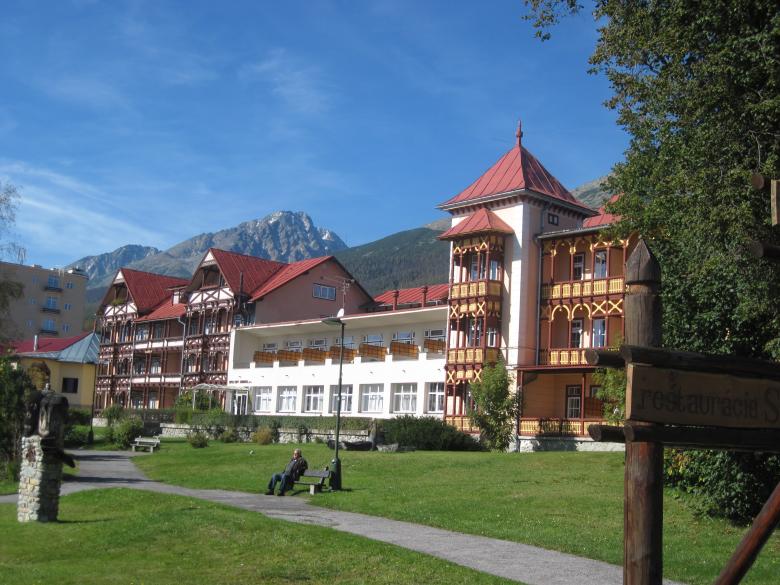 Free stock image of Alpine hotel created by Boris Kyurkchiev
