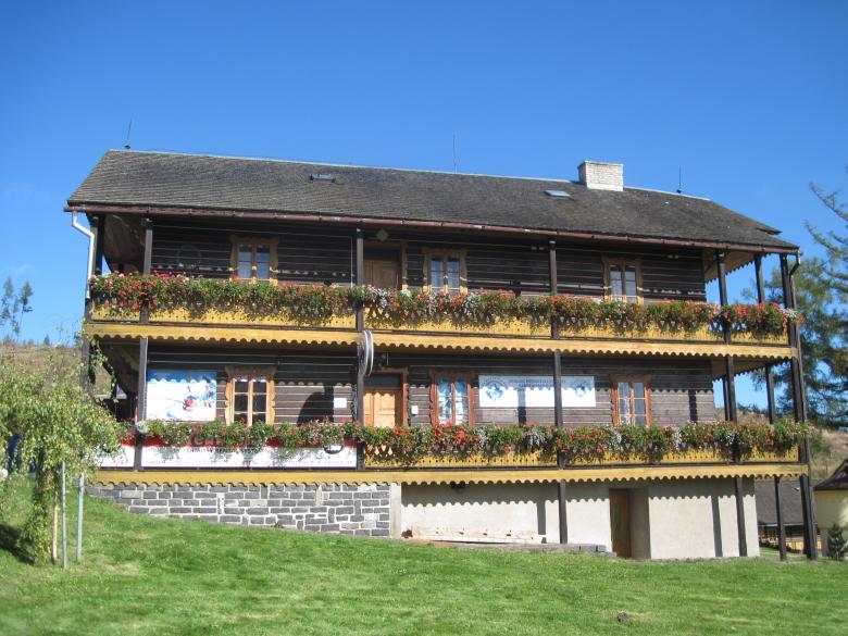 Free stock image of Alpine hotel created by Boris Kyurkchiev