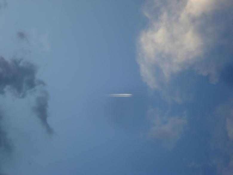 Free stock image of Airplane trace in the sky created by Boris Kyurkchiev