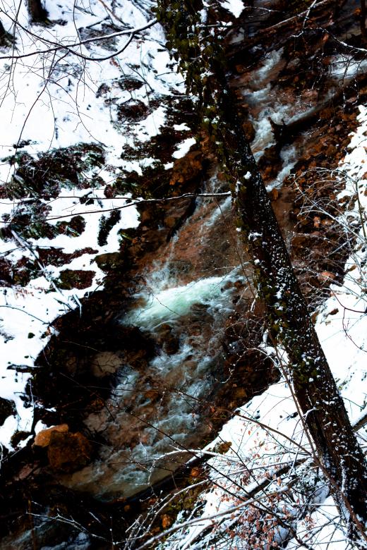 Free stock image of Creek in the winter created by Alen