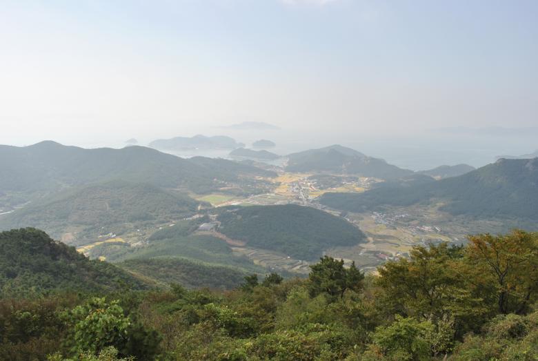 Free stock image of Mountains in Korea created by Gily Tenorio