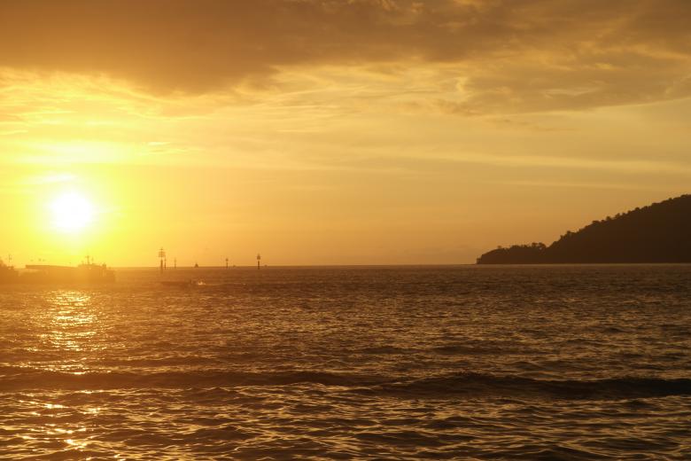 Free stock image of Beautiful Sunset created by Jasmine Tsen