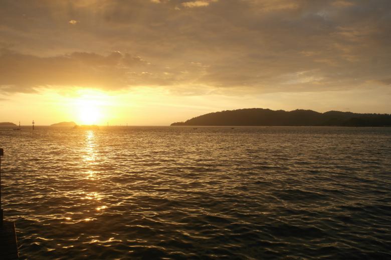 Free stock image of Sunset created by Jasmine Tsen