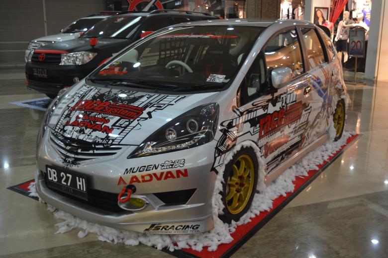 Free stock image of Modification Car 11 created by Ryan Jhoe