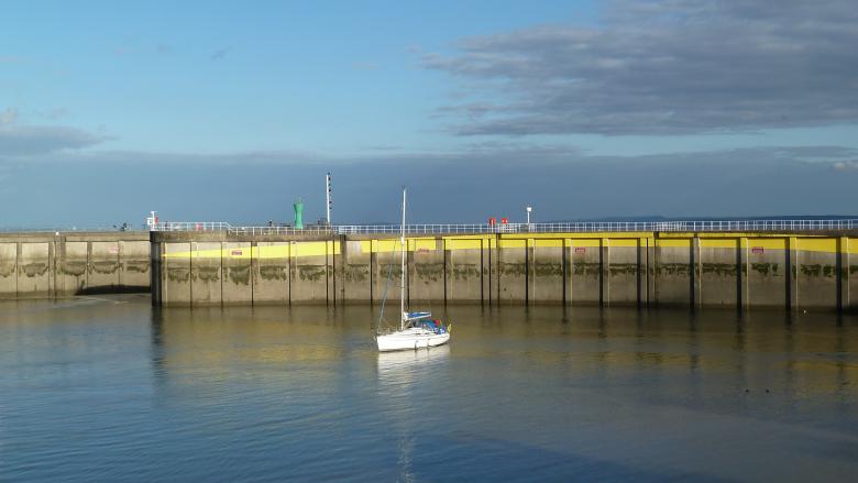 Free stock image of Pleasure Boat created by Miss Evita