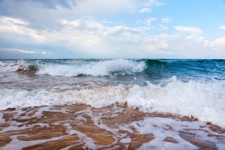 Free stock image of Breaking waves created by 2happy