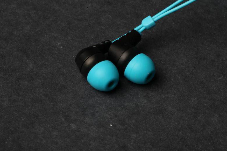 Free stock image of In-Ear Headphones created by Jared Davidson