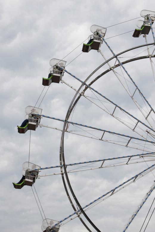 Free stock image of Ferris wheel created by Val Lawless