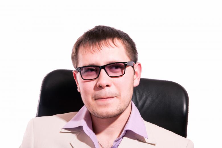 Free stock image of Young man with glasses created by 2happy