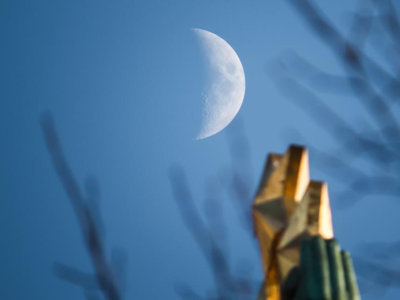 Free stock image of Freedom monument next to the Moon created by Janis Urtans
