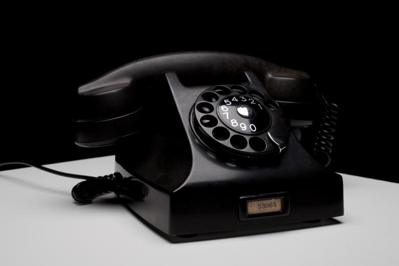 Free stock image of Old Black Telephone created by Bjorgvin