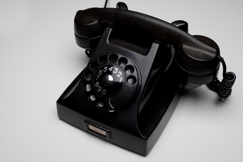 Free stock image of Old Black Telephone created by Bjorgvin