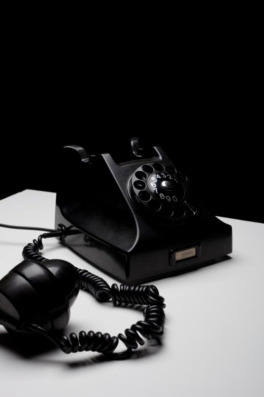 Free stock image of Old Black Phone created by Bjorgvin