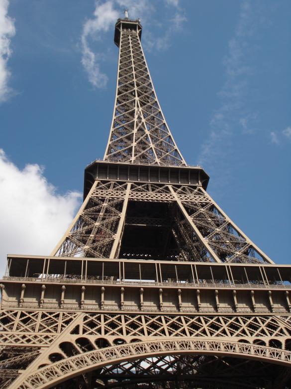 Free stock image of Eiffel Tower created by Christian Cano