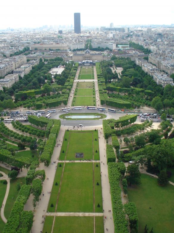 Free stock image of View from Eiffel Tower created by Christian Cano