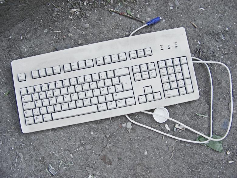 Free stock image of Thrown away keyboard created by Shaggy