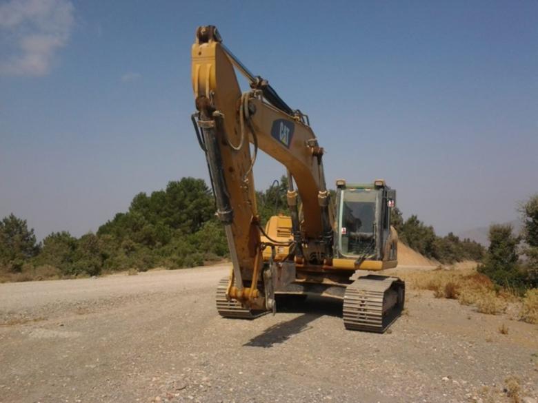 Free stock image of Bulldozer created by chakomajaw